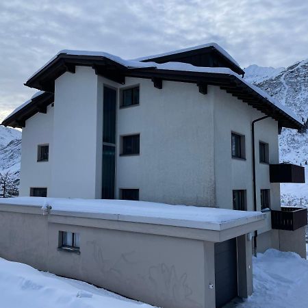 Dg Russi Bella Vista Apartment Andermatt Bagian luar foto