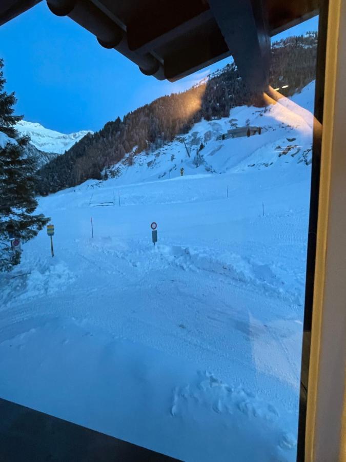 Dg Russi Bella Vista Apartment Andermatt Bagian luar foto